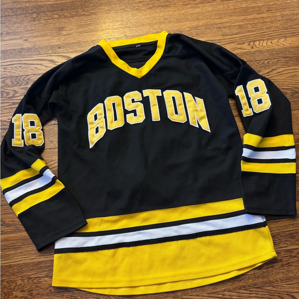 #541 HAPPY GILMORE BOSTON Black and Yellow Hockey Jersey - Picture 8 of 12